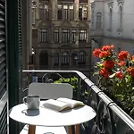佩拉尼乌酒店 5*
